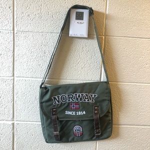 Norway Messenger / Laptop Bag